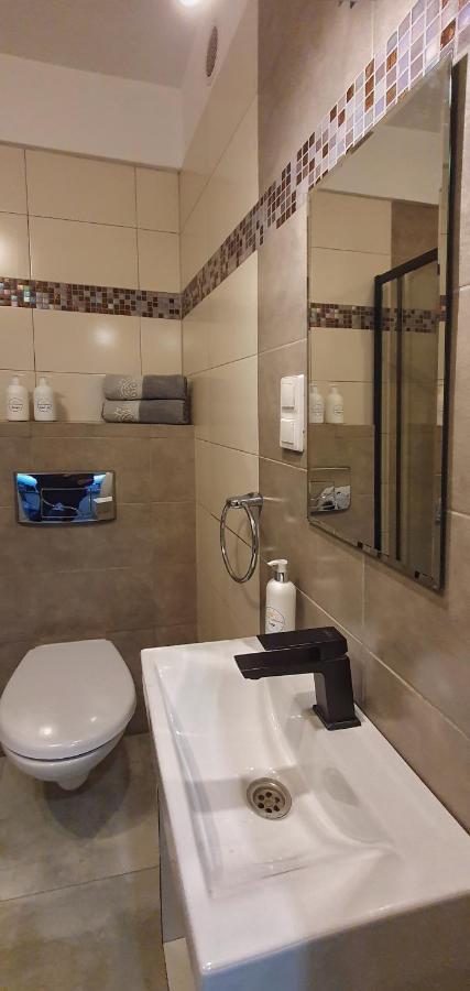 Holiday Home Slavia New 408 Z Sypialnia I Balkonem Przy Plazy Miedzyzdroje Exterior photo